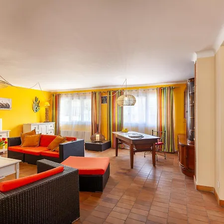 Holiday home L'acanthe